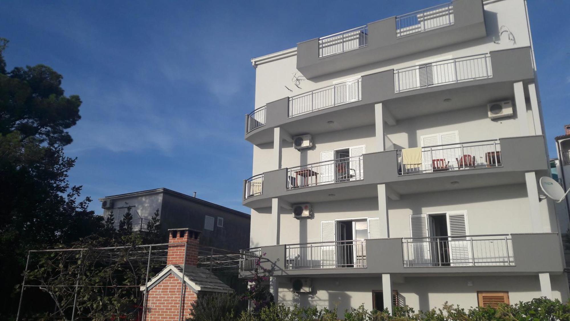 Apartments Jure Miljak Podstrana Esterno foto